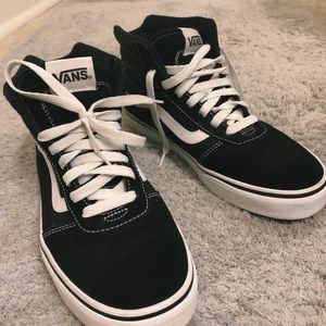 VANS SK8 suede high tops
